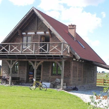 Dom Nad Jeziorem Lakorz エクステリア 写真